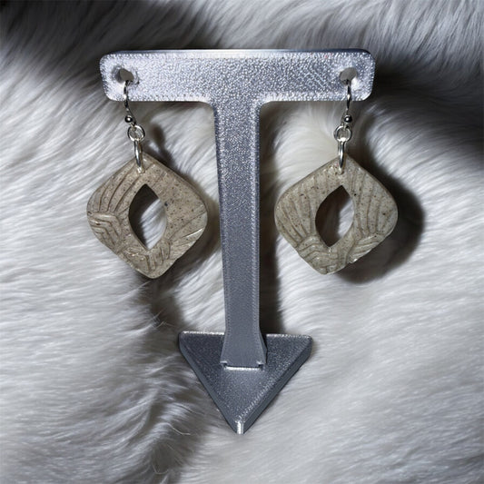 Sculpted Grace – Open-Frame Granite Statement Earrings