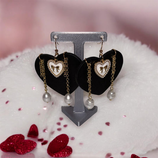 Noir Heirloom Heart Drops